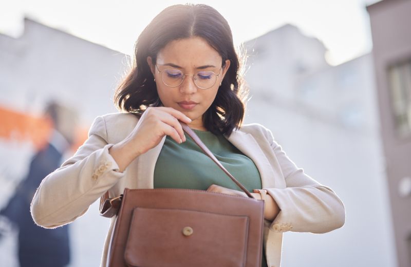 Lost stolen debit card hero image