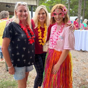 CS Bank staff at community center benefit